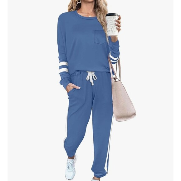 C127 NWT Women’s 2-Piece Lounge Travel Set Light Blue Size Medium Casual - Picture 1 of 2